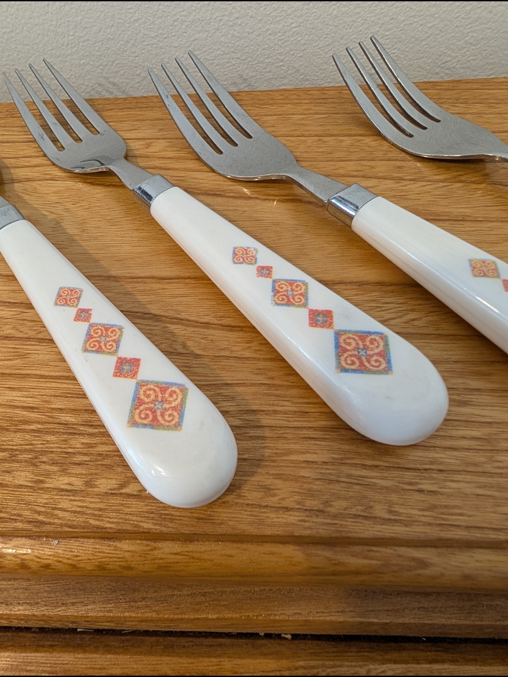 Vintage Forks & Spoons Set – Geometric Pattern Handles Corelle Sand Art Style - Picture 8 of 10